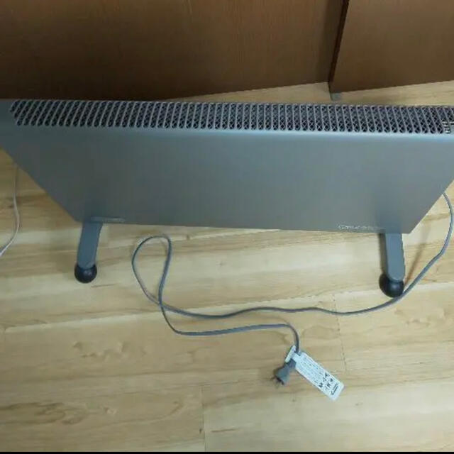 冷暖房/空調DēLonghi（デロンギ）コンベクターヒーター