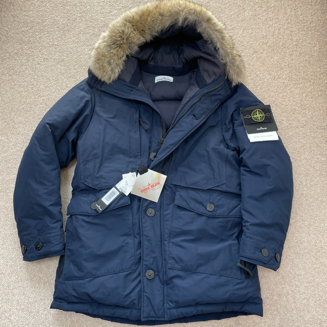 ☆大人気商品☆ STONE ISLAND - ダイ!ストーンアイランド L ダウン