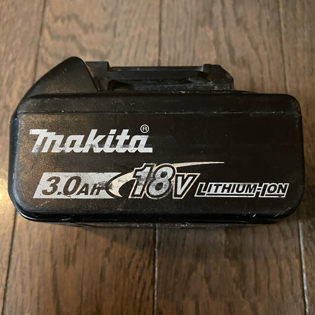 Makita(マキタ)のマキタ　充電式震動ドライバドリル　HP484D ＋純正バッテリー ＋ケース スポーツ/アウトドアの自転車(工具/メンテナンス)の商品写真