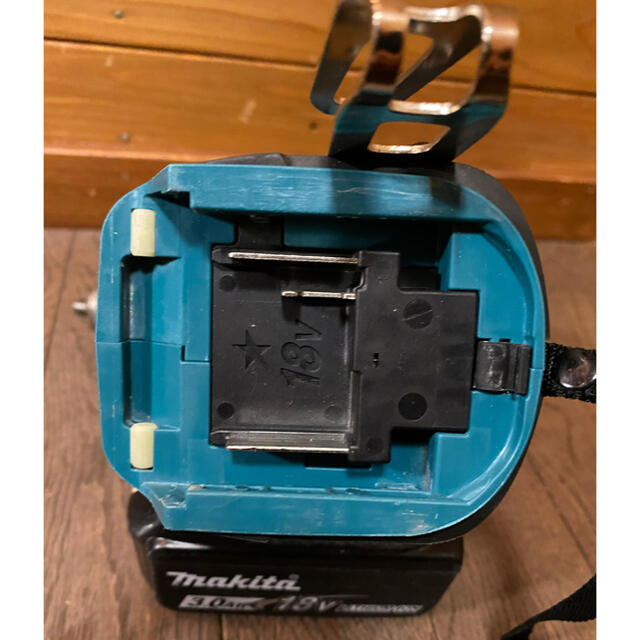 Makita(マキタ)のマキタ　充電式震動ドライバドリル　HP484D ＋純正バッテリー ＋ケース スポーツ/アウトドアの自転車(工具/メンテナンス)の商品写真