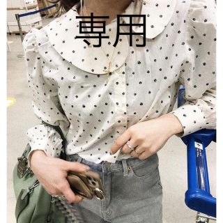 ザラ(ZARA)のMONE手書き風ドットブラウス(シャツ/ブラウス(半袖/袖なし))