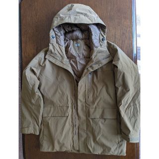 ユニクロ(UNIQLO)のHybrid　down　outerwear　男女兼用(ダウンジャケット)