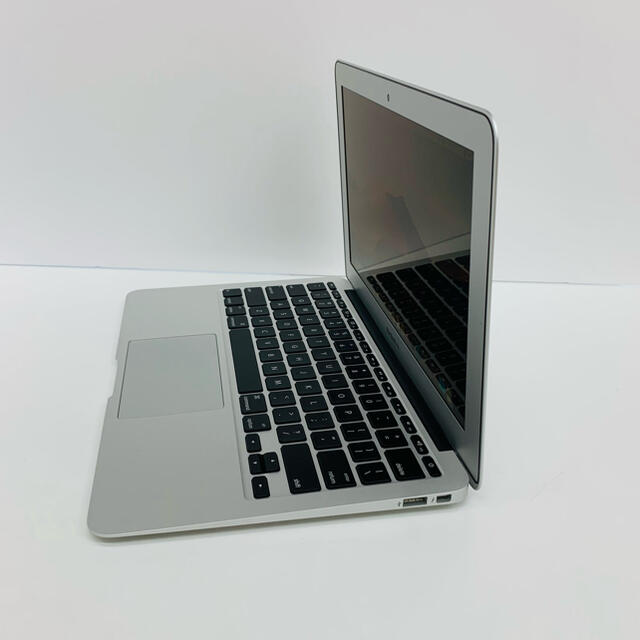 MacBook Air 11インチ/Office 2019 付き/充電器付き