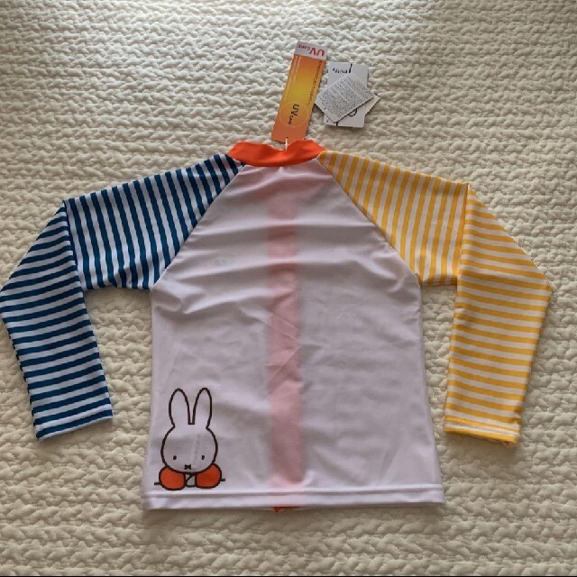 早いものがち【新品】ミッフィー miffy 水着 ラッシュガード 110 キッズ/ベビー/マタニティのキッズ服女の子用(90cm~)(水着)の商品写真