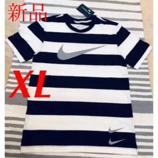 ナイキ(NIKE)の新品　NIKE ナイキ　スウォッシュ　Tシャツ　 XL(Tシャツ/カットソー(半袖/袖なし))