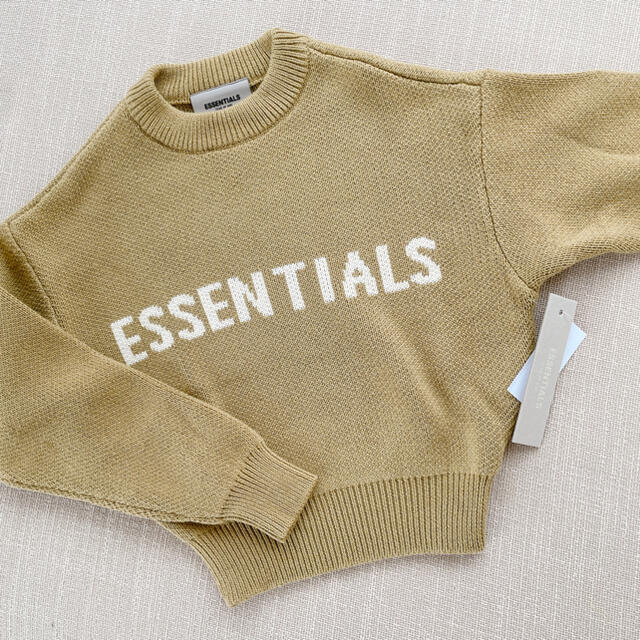 【新作】Essentials sweater size XS