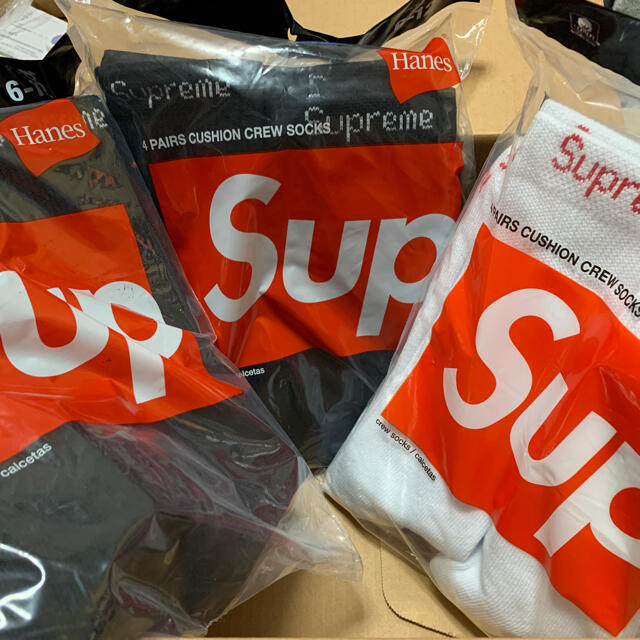 Supreme(シュプリーム)のSupreme シュプリーム 靴下 4足入り 3パックセット メンズのレッグウェア(ソックス)の商品写真