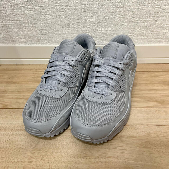 NIKE(ナイキ)のNIKE AIR MAX90 wolf grey グレー 25.5cm メンズの靴/シューズ(スニーカー)の商品写真