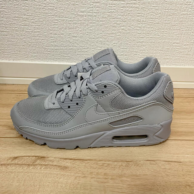 NIKE(ナイキ)のNIKE AIR MAX90 wolf grey グレー 25.5cm メンズの靴/シューズ(スニーカー)の商品写真