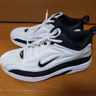 NIKE ナイキ　バスケットシューズ　バスケシューズ　新品未使用！　25.0cm