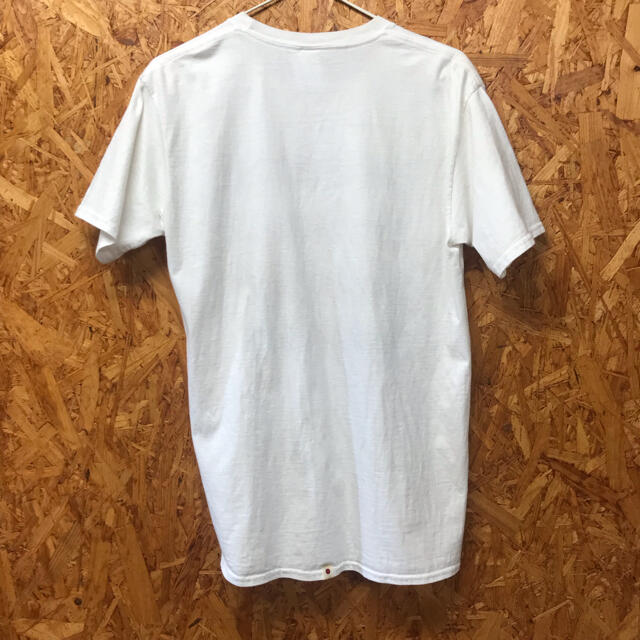 白　プリント　Tシャツ メンズのトップス(Tシャツ/カットソー(半袖/袖なし))の商品写真