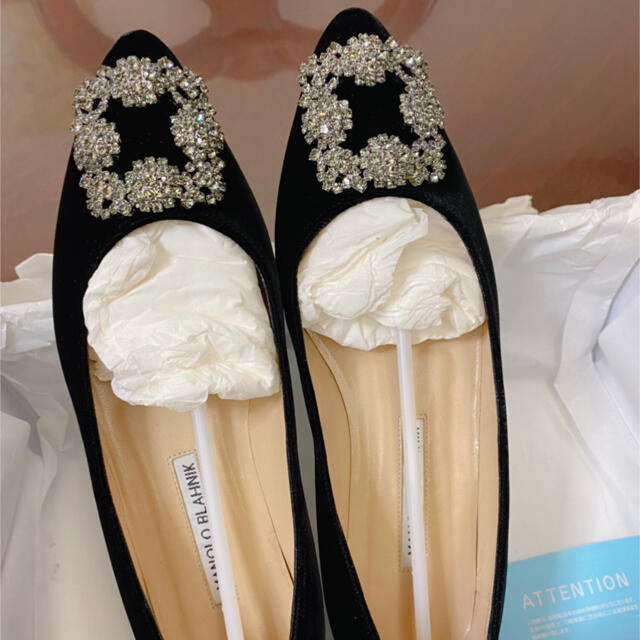 MANOLO BLAHNIK(マノロブラニク)の美品✨マノロブラニク❤️ハンギシフラット レディースの靴/シューズ(ハイヒール/パンプス)の商品写真