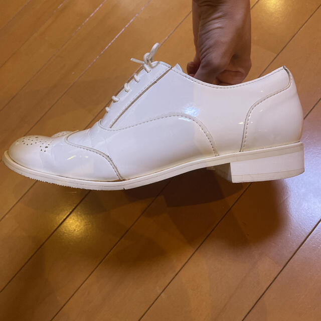 BEAUTY&YOUTH UNITED ARROWS(ビューティアンドユースユナイテッドアローズ)のローファー　ホワイト レディースの靴/シューズ(ローファー/革靴)の商品写真