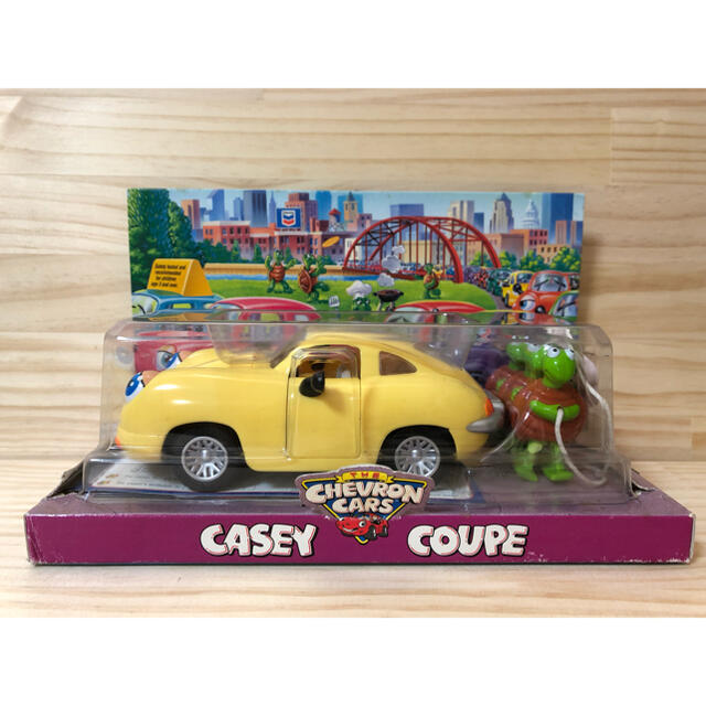 Fisher-Price(フィッシャープライス)のシェブロンカーズ　Casey Coupe (箱付き) エンタメ/ホビーのおもちゃ/ぬいぐるみ(ミニカー)の商品写真