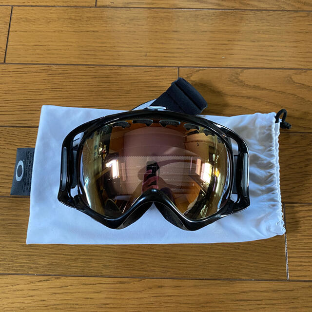 Oakley(オークリー)のオークリー　ゴーグル　スノボ　男性用 スポーツ/アウトドアのスノーボード(アクセサリー)の商品写真