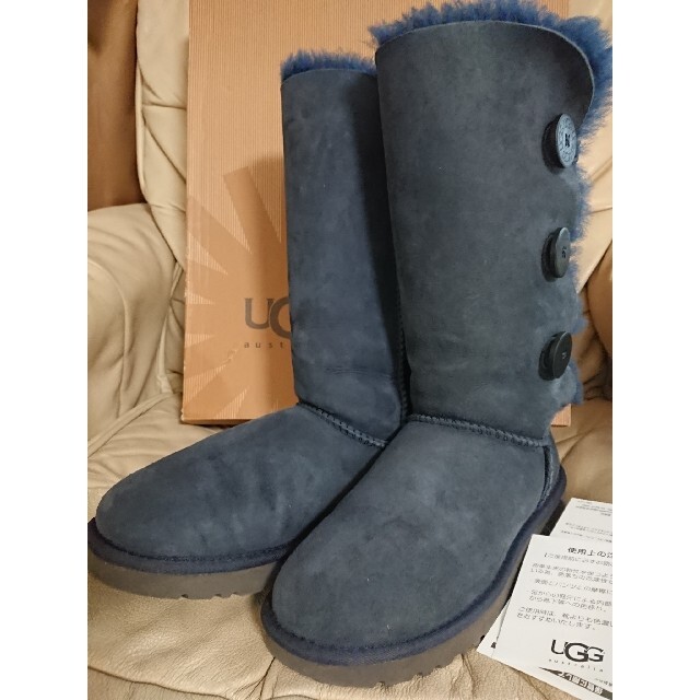 値下げUGG  ムートンロングブーツロゴボタンsize23