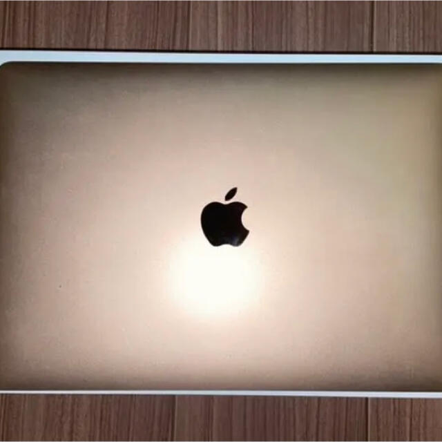 Mac (Apple)(マック)のMacBook Air M1 8GB 256GB ゴールド スマホ/家電/カメラのPC/タブレット(ノートPC)の商品写真