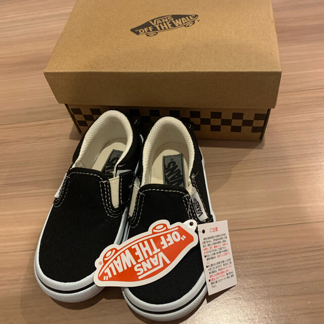 VANS(ヴァンズ)のVANS スリッポン　黒　15㎝ キッズ/ベビー/マタニティのキッズ靴/シューズ(15cm~)(スリッポン)の商品写真