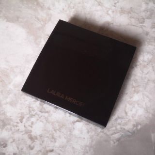 ローラメルシエ(laura mercier)の専用:ローラ メルシエ ブラッシュ カラー インフュージョン　11  GUAVA(チーク)