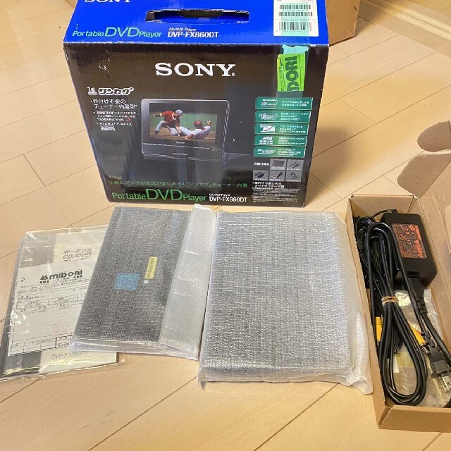 ソニー8型DVDプレイヤーDVP-FX860DTポータブル液晶ワンセグ ソニー8型DVDプレイヤーDVP-FX860DTポータブル液晶ワンセグ