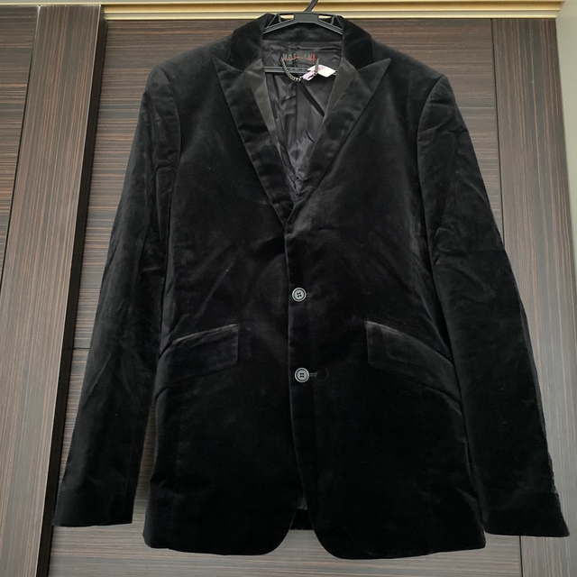MORGAN HOMME(モルガンオム)のモルガン　メンズ　ジャケット　スーツ　ベロア　L 黒　フォーマル　結婚式　秋冬 メンズのジャケット/アウター(テーラードジャケット)の商品写真
