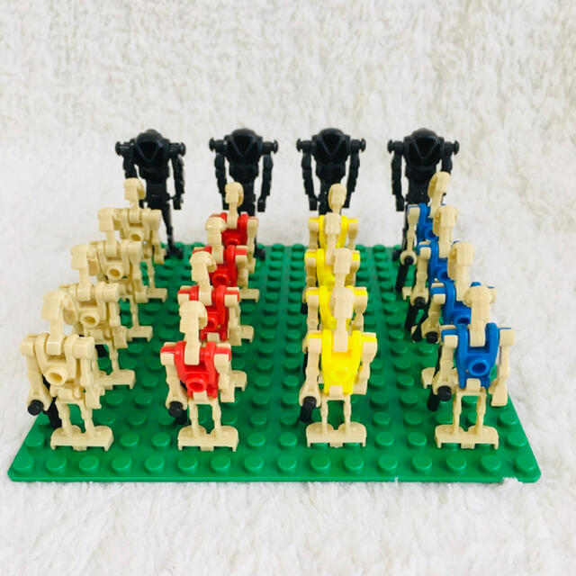Lego(レゴ)のLEGO ドロイド20体せっと キッズ/ベビー/マタニティのおもちゃ(知育玩具)の商品写真