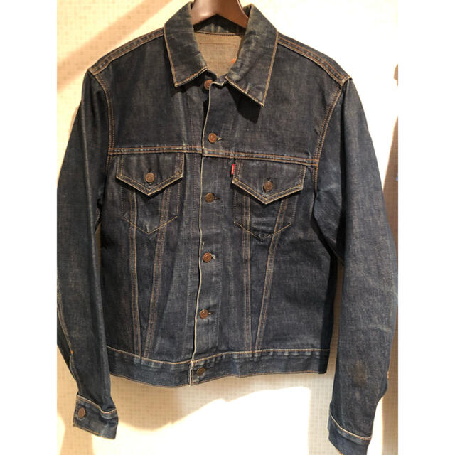 のジャンプ Levi's リバーシブル トラッカー デニムジャケットの通販
