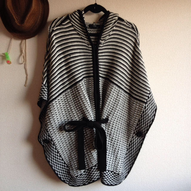 最高品質のBY AZUL PLUS PONCHO MOUSSY 新品 RIVER ベストポンチョ【超