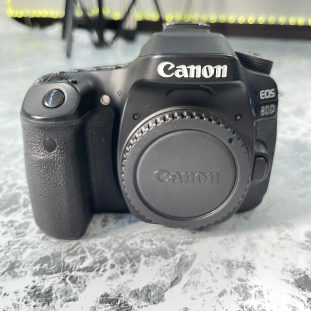 Canon EOS 80D(W) EF-S18-135 【美品】