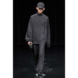 【 値下げ‼︎超美品】BALENCIAGA 黒セットアップ