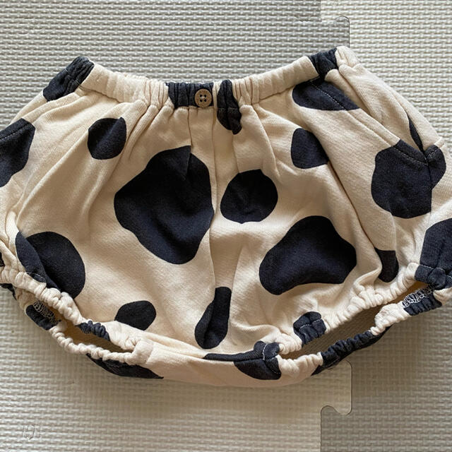 テータテート 牛 ブルマ キッズ/ベビー/マタニティのベビー服(~85cm)(パンツ)の商品写真