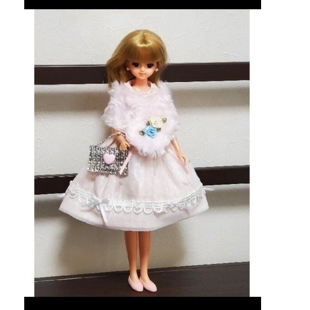 ハンドメイド　ジェニーの洋服　4点セット J-4 ハンドメイドのぬいぐるみ/人形(その他)の商品写真
