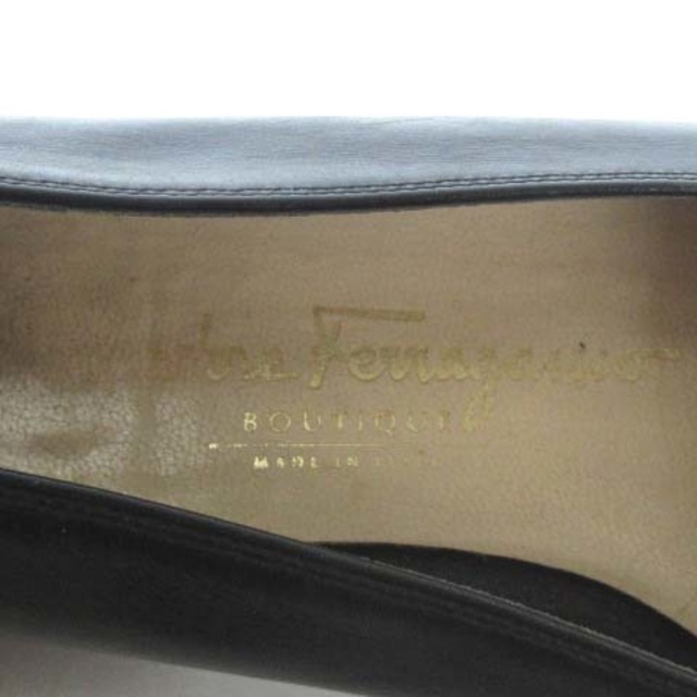 Salvatore Ferragamo(サルヴァトーレフェラガモ)のサルヴァトーレフェラガモ パンプス ローヒール レザー リボン 黒 6.5 24 レディースの靴/シューズ(ハイヒール/パンプス)の商品写真
