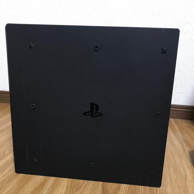 PlayStation4(プレイステーション4)のps4pro ソフトおまけ付き エンタメ/ホビーのゲームソフト/ゲーム機本体(家庭用ゲーム機本体)の商品写真