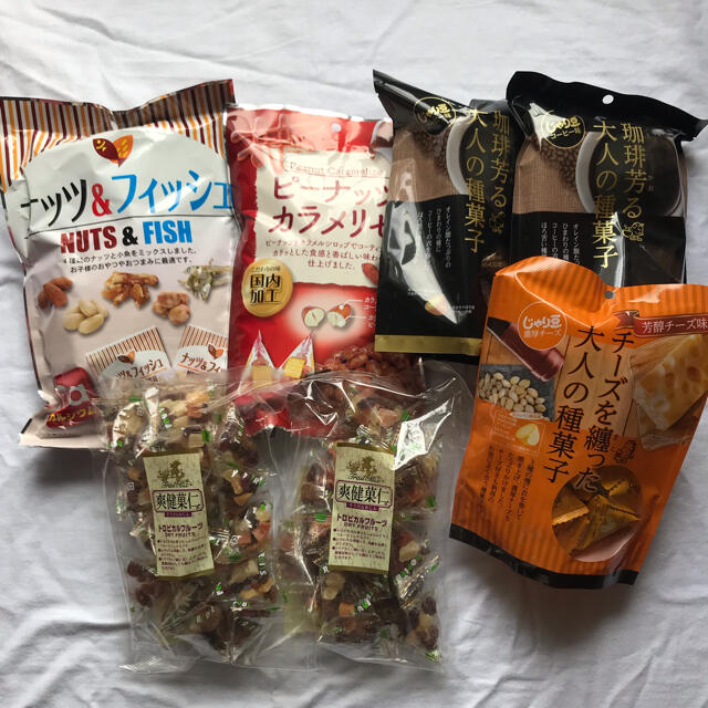 ナッツフィッシュピーナッツカラメリゼドライフルーツ等セット 食品/飲料/酒の食品(菓子/デザート)の商品写真