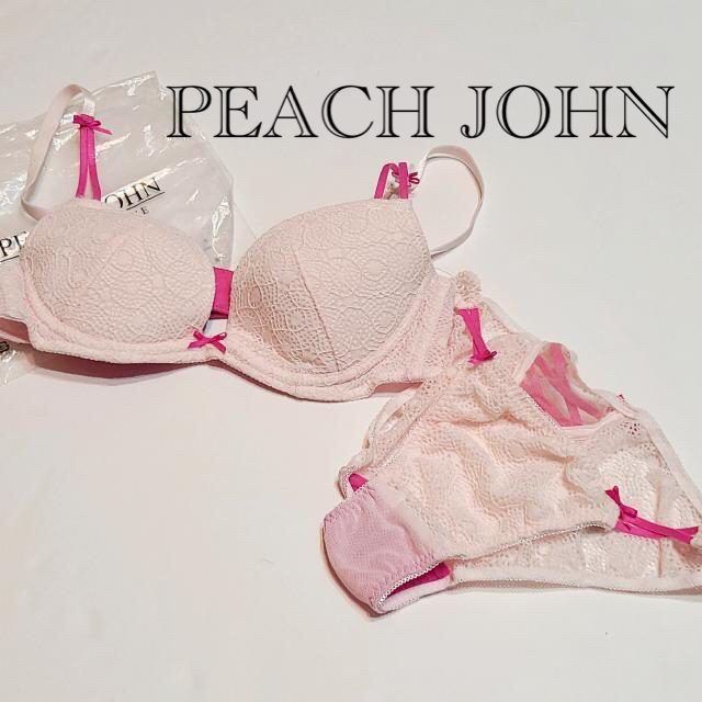 PEACH JOHN(ピーチジョン)の  PEACH JOHN　ブラ＆ショーツ　C70　　　3106 レディースの下着/アンダーウェア(ブラ&ショーツセット)の商品写真