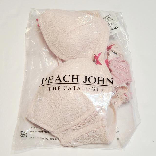 PEACH JOHN(ピーチジョン)の  PEACH JOHN　ブラ＆ショーツ　C70　　　3106 レディースの下着/アンダーウェア(ブラ&ショーツセット)の商品写真