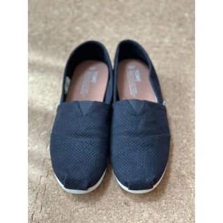 トムズ(TOMS)の【超美品】Toms トムズ　スリッポン　黒　27cm M9  メンズ(スリッポン/モカシン)