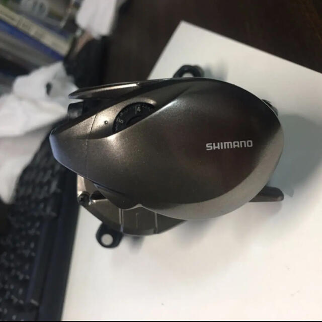 SHIMANO(シマノ)の【美品】シマノ スコーピオンBFS 右巻き ノーマル スポーツ/アウトドアのフィッシング(リール)の商品写真