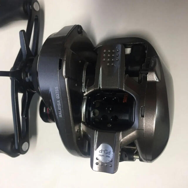 SHIMANO(シマノ)の【美品】シマノ スコーピオンBFS 右巻き ノーマル スポーツ/アウトドアのフィッシング(リール)の商品写真