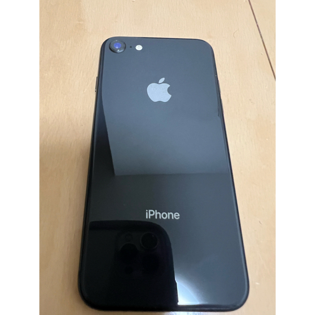 Apple(アップル)のiPhone8 64G SIMフリー スマホ/家電/カメラのスマートフォン/携帯電話(スマートフォン本体)の商品写真