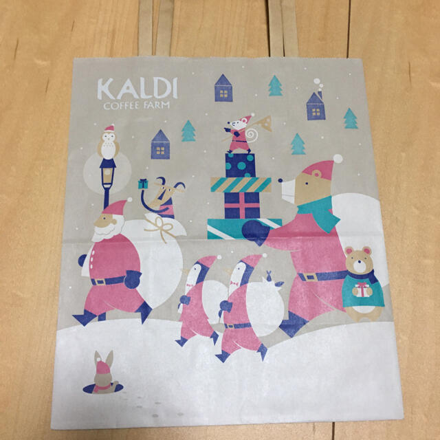 KALDI(カルディ)のカルディ ショップ袋　定番3枚+クリスマス1枚 レディースのバッグ(ショップ袋)の商品写真