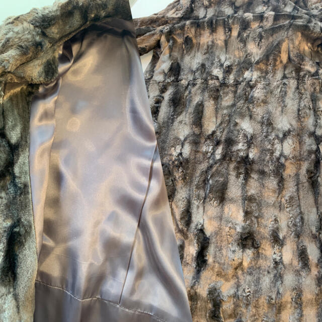 Cher(シェル)のシェルのFruit cake コート レディースのジャケット/アウター(毛皮/ファーコート)の商品写真