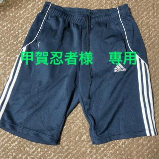 アディダス(adidas)のadidas  ハーフパンツ　Oサイズ(ショートパンツ)