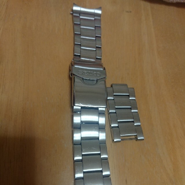 SEIKO(セイコー)のSEIKO 22ミリ 純正ステンレスバンド メンズの時計(金属ベルト)の商品写真