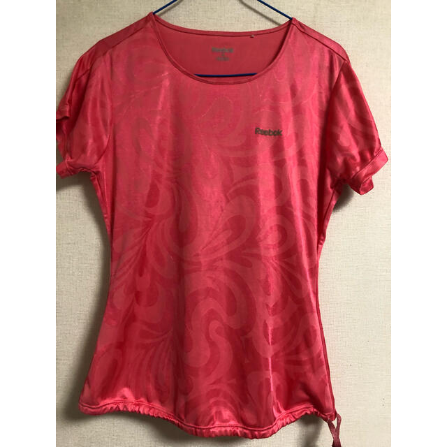 Reebok(リーボック)のニコニコさん専用　ユーズド　リーボック　レディースTシャツ Mサイズ レディースのトップス(Tシャツ(半袖/袖なし))の商品写真