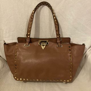 VALENTINO(ショルダーバッグ ・ ベージュ系)のフリマアイテム一覧 VALENTINO(ショルダーバッグ ・ ベージュ系)のフリマアイテム一覧