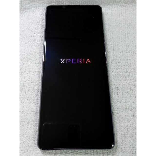 Xperia(エクスペリア)の超美品 Xperia1II SO-51A パープル SIMロック解除済 おまけ付 スマホ/家電/カメラのスマートフォン/携帯電話(スマートフォン本体)の商品写真