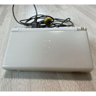 ニンテンドウ(任天堂)の任天堂 ニンテンドーDS Lite ホワイト 本体 (携帯用ゲーム機本体)