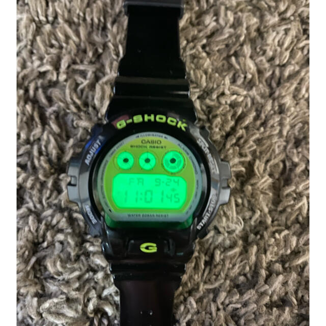 G-SHOCK(ジーショック)のレア！カシオ G-SHOCK クレイジーカラーズ　人気カラー メンズの時計(腕時計(デジタル))の商品写真